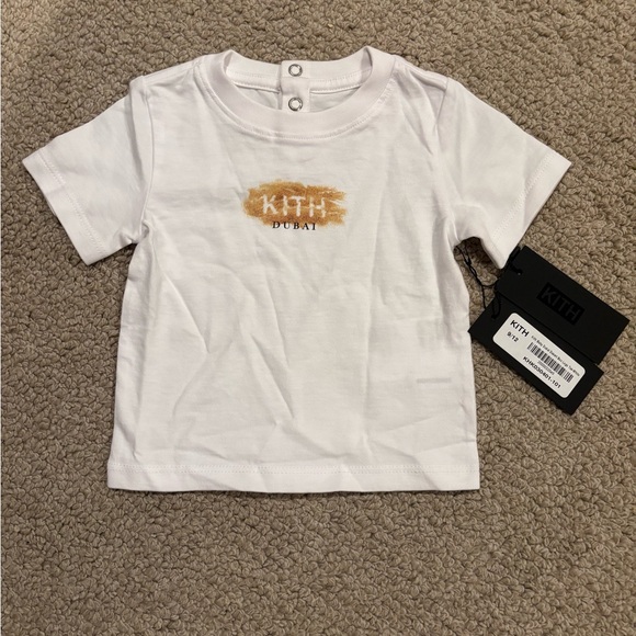 NWT Kith Dubai Kids White and Gold Tee - Picture 1 of 5